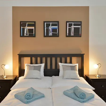 Apartamento Deak