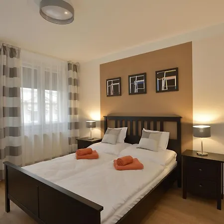Deak Apartman