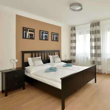 Apartamento Deak *